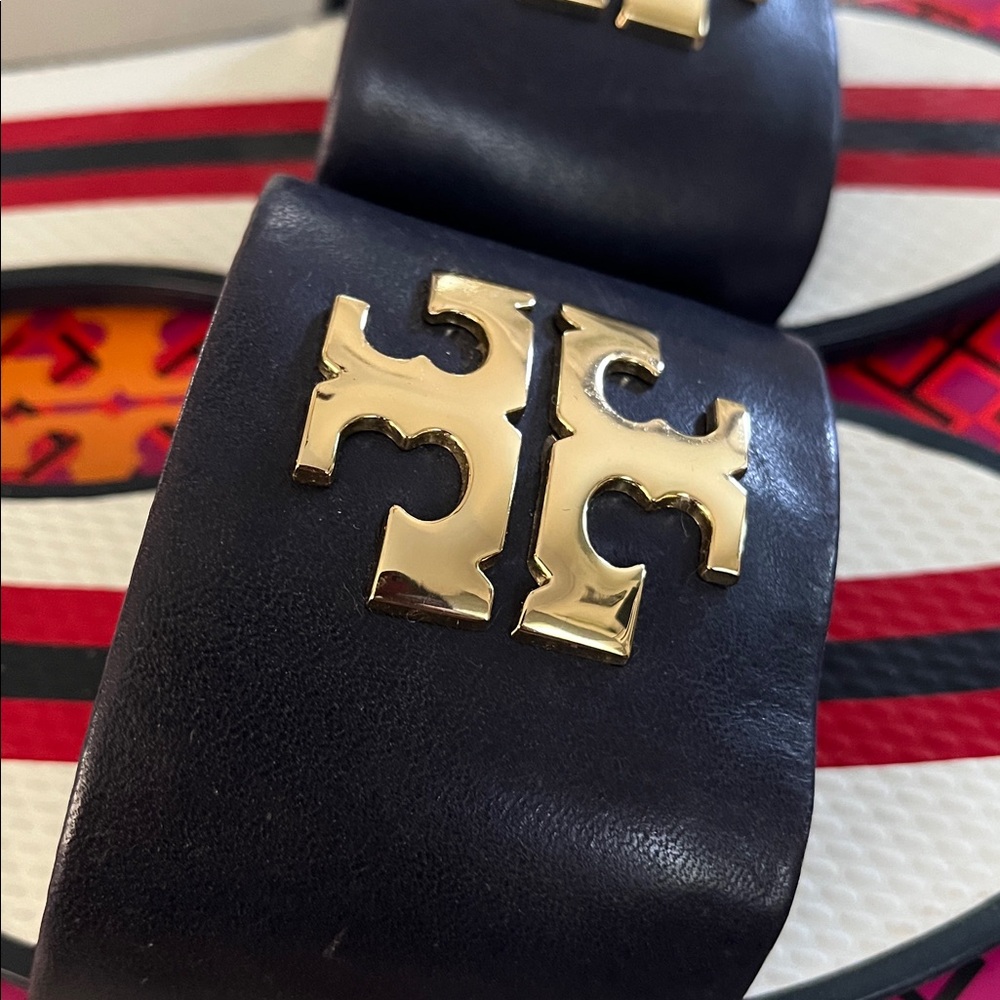 Tory Burch Logo Slide Sandals - Picture 6 of 13